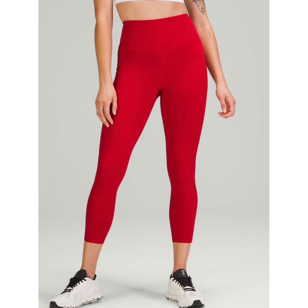 Lululemon Base Pace High-Rise Crop 23 Red Nulux Running Leggings Size 14